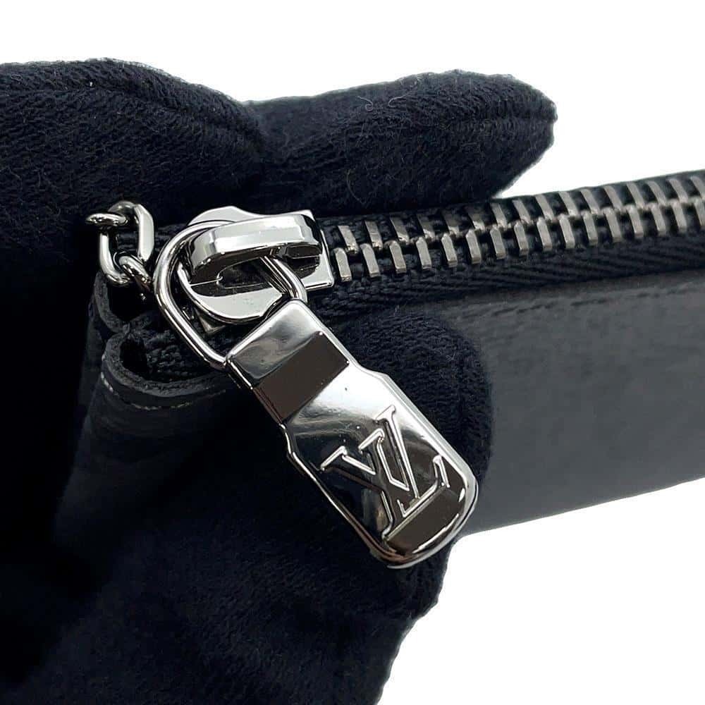 Louis Vuitton Eclipse Black Reverse Pochette Cles… - image 5